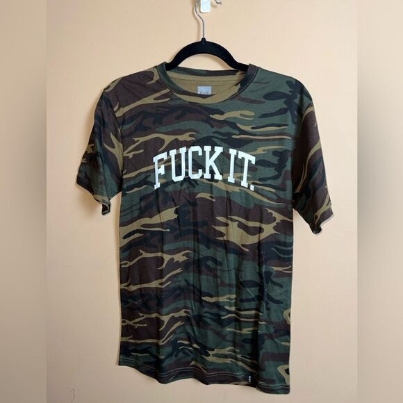 HUF Men’s Green Camo F—K It Arch Short Sleeve T-Shirt Size Small New Without Tag - Picture 2 of 8